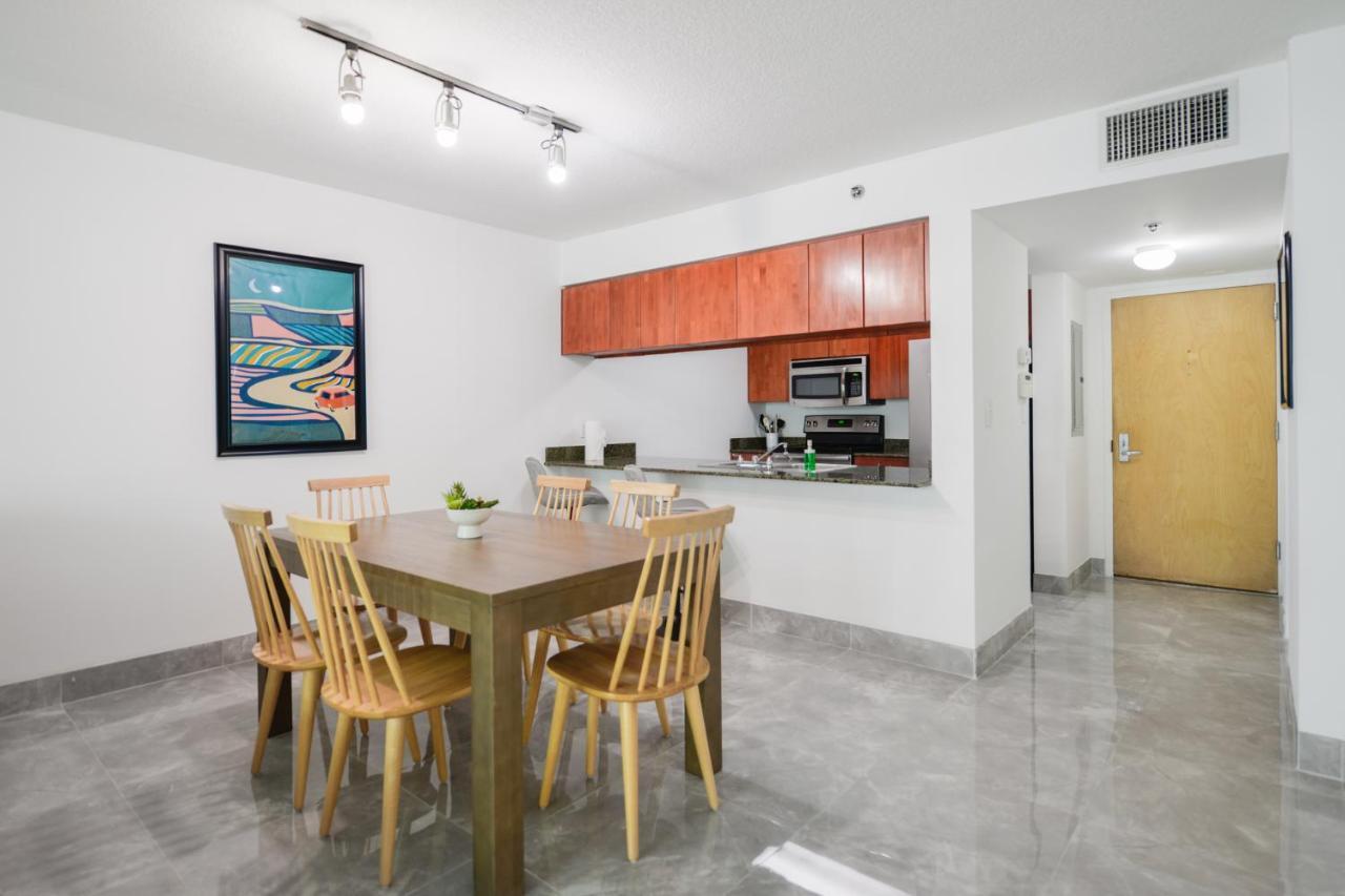 Spectacular Apartment In Heart Of Brickell Miami Exterior photo