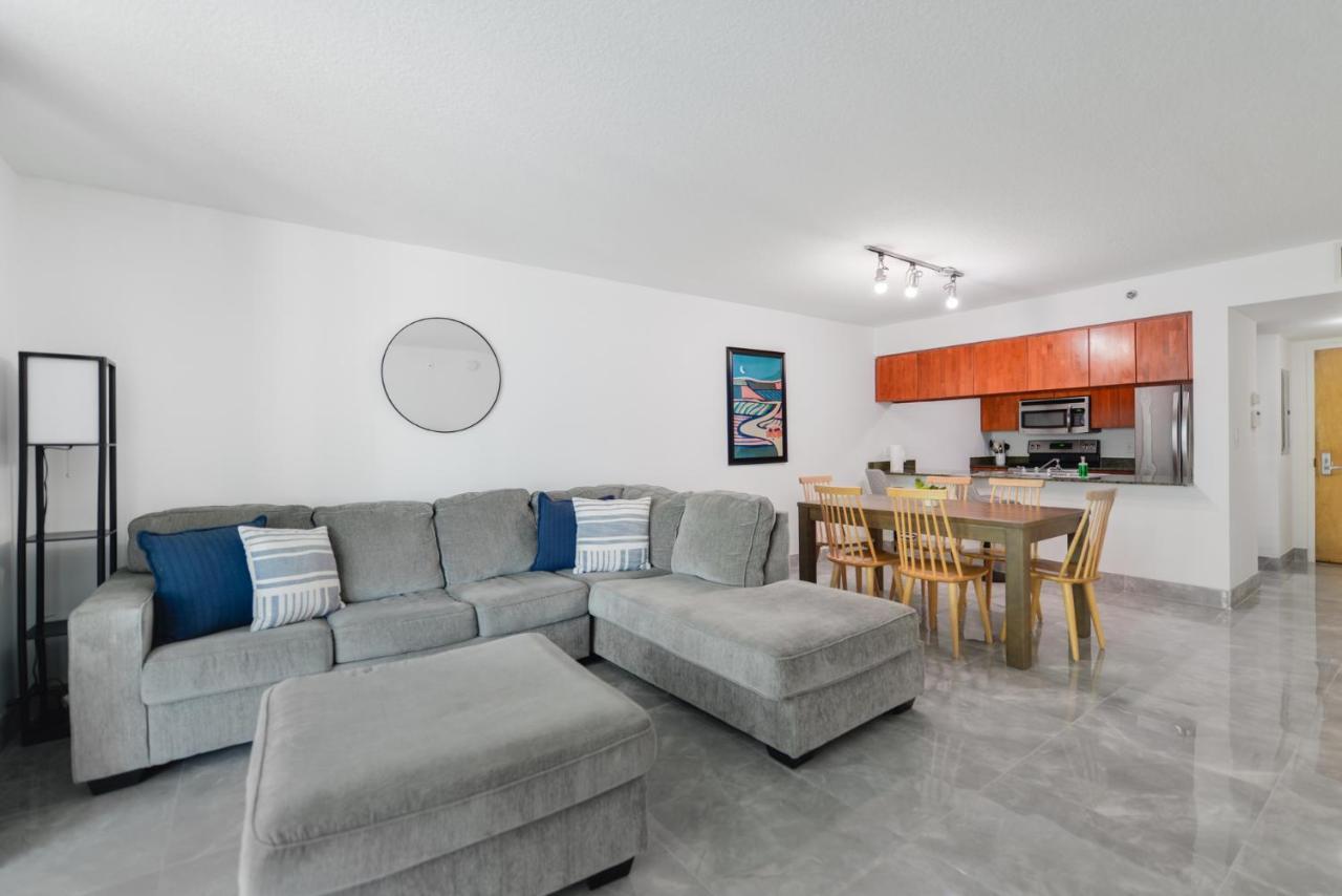 Spectacular Apartment In Heart Of Brickell Miami Exterior photo